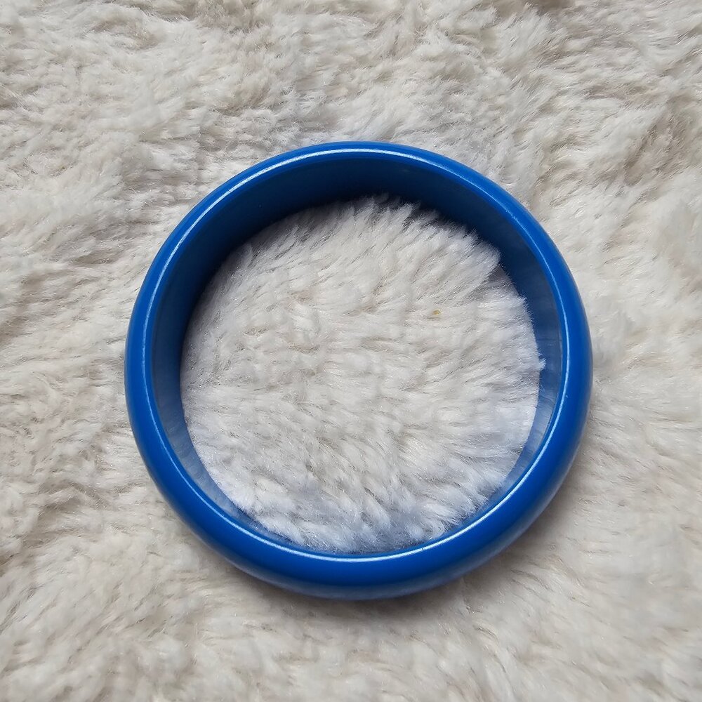 Retro Blue Plastic Bangle Bracelet
